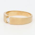 Bague - 14 carats Or jaune Diamant (Naturelle), Bijoux, Sacs & Beauté