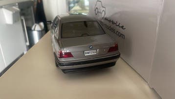 Otto Mobile 1:18 - Voiture miniature - BMW E38 750 IL, Nieuw