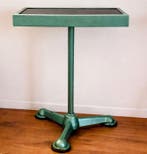 Laboratorium bijzettafel turquoise gietijzer met solar blad