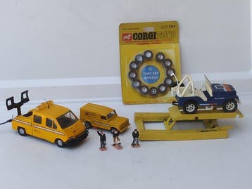 Corgi, Crescent Toys 1:48 - Camionnette miniature (18) -, Nieuw
