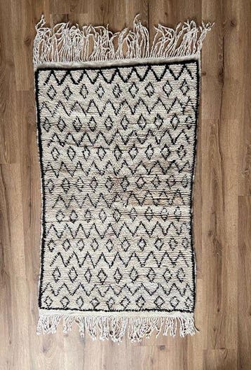 Hand Made in Demnate, Morocco - Tapijt - 126 cm - 79 cm -, Nieuw
