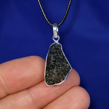 Pendentif en argent Moldavite - impact météorite -