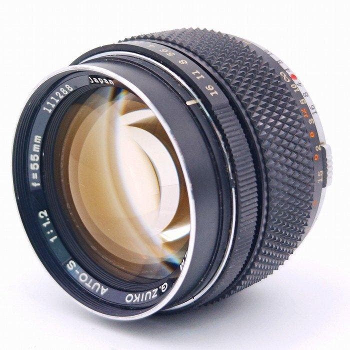 Olympus om-system g.zuiko auto-s 55mm f/1.2 With a metal, Audio, Tv en Foto, Fotocamera's Analoog