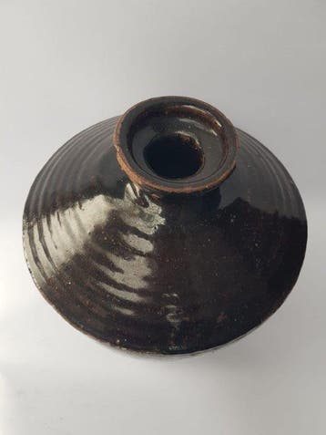Oud-Chinees bruinzwart glazuur wijnpot - authentiek uit de, Antiek en Kunst