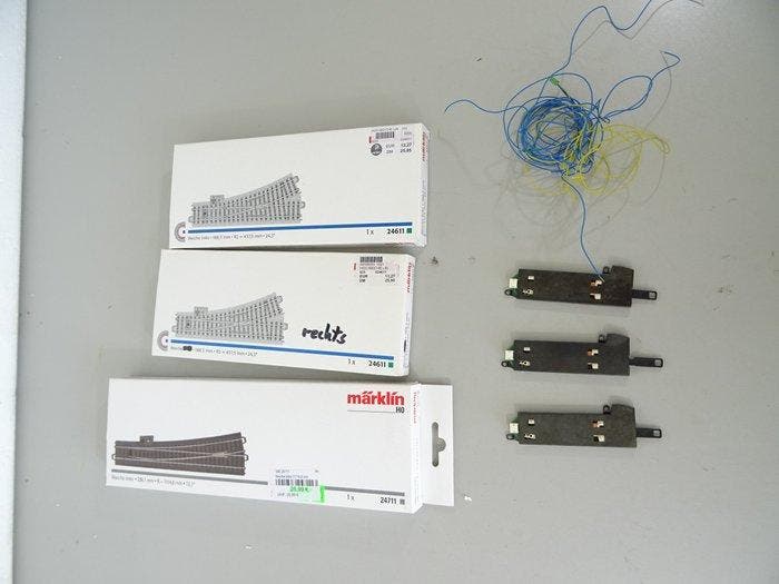 Märklin H0 - 24611/24711 - Modeltreinsporen (3) - 3 wissels, Hobby en Vrije tijd, Modeltreinen | H0