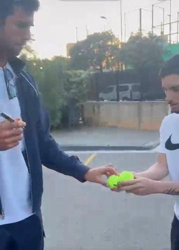 karen khachanov - Balle de tennis, Nieuw