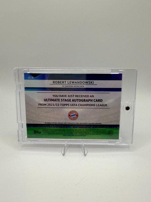 2021/22 Topps UEFA Champions League Robert Lewandowski 34/99, Collections, Autocollants