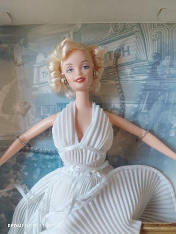 Barbie - Barbiepop Barbie as Marilyn - 1990-2000, Antiquités & Art