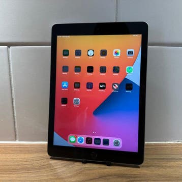 Apple iPad (5th Generation) 128GB Wifi - Mobiele telefoon