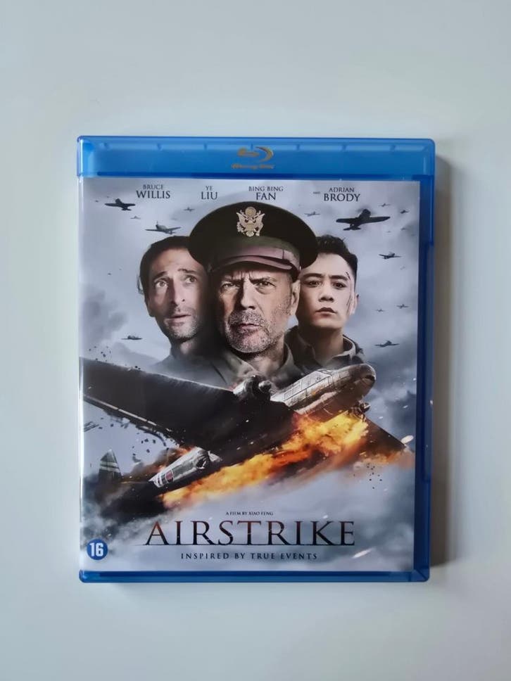 AIR STRIKE (BLURAY), CD & DVD, Blu-ray