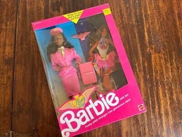 Mattel - Barbiepop Police Barbie Officer barbie flight time