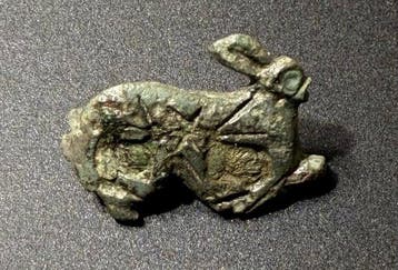 Oud-Romeins Brons Zeldzame zoomorische broche in de vorm van