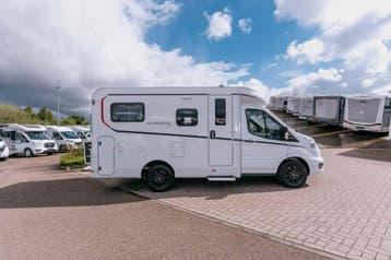 Dethleffs Globebus GO T15 nieuw met dagischrijving 66920, Half-integraal