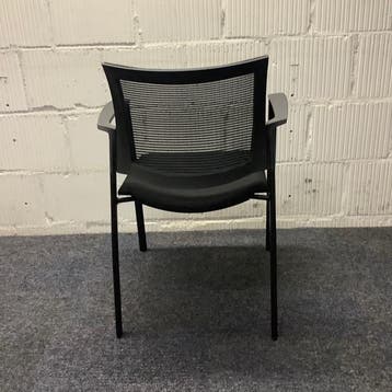 vergaderstoel 4 poot, met netwave rug - zwart stoffen, Huis en Inrichting, Gebruikt, Zwart, Eén