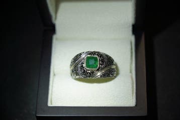Zonder minimumprijs - Zegelring Zilver - 1.22ct. tw. Smaragd, Handtassen en Accessoires