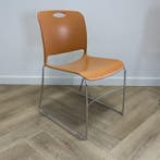 KI Maestro stapelstoel / kantinestoel, kunststof oranje -, Gebruikt, Eén