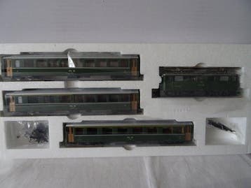 Bemo H0m - 7215 100 - Treinset (1) - Ge 4/4 601 Snelle trein, Hobby & Loisirs créatifs