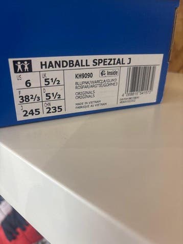 Adidas - Handball Spezial J - Sneakers - Maat: EU 38.5 -