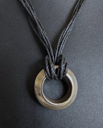 Zilver, Leer - Ring met amulet - Koptische kruis Oromo