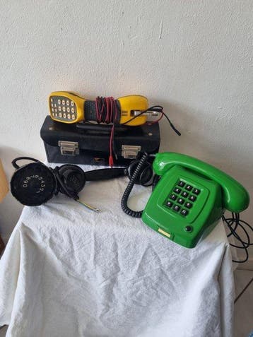 Ericsson - Téléphone analogique - Bakélite, Plastique -