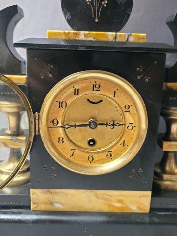 Horloge et parure de cheminée (3) - Marbre, Laiton, Verre -