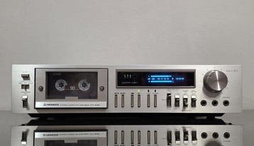 Pioneer - CT-400 Audiocassette deck