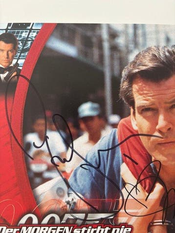 James Bond 007: Tomorrow Never Dies, Pierce Brosnan as