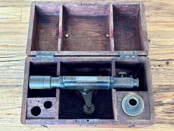 theodoliet - Brass Surveying Level Instrument & Tribrach