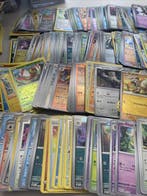 Pokémon - 750 Card Holo, Reverse holo - Various sets, Hobby en Vrije tijd, Verzamelkaartspellen | Pokémon, Nieuw