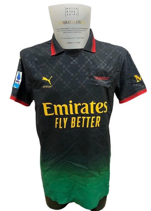 AC Milan - Italiaanse voetbal competitie - Chukwueze - 2025, Collections, Collections Autre