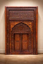 Panneau de porte architectural en bois sculpté de style