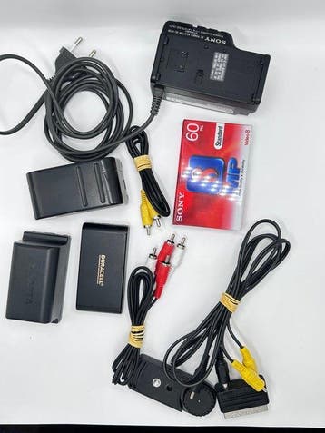 Sony Handycam CCD-TRV40E Video8 PAL Video8 camera