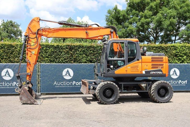 Veiling: Wielgraafmachine Doosan DX170W-5 Diesel 113kW 2017, Zakelijke goederen, Machines en Bouw | Kranen en Graafmachines, Ophalen