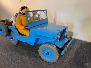 Tintin - Jeep tintin Objectif Lune échelle 1/8ème Superbe
