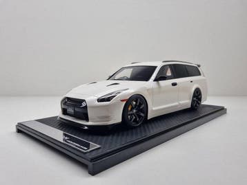 Ivy Merit 1:18 - Modelauto - Nissan Skyline GTR R35 Wagon -, Nieuw