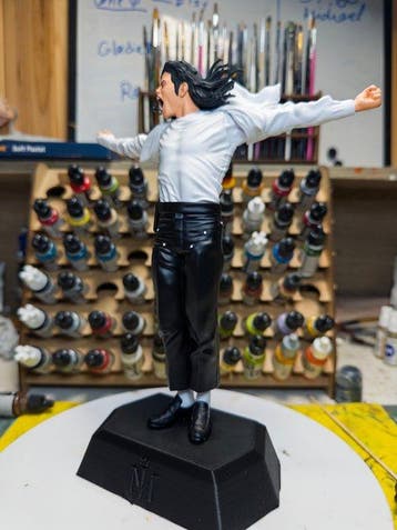 Figuur - Michael Jackson - hand-painted figurine - Hars,, Antiek en Kunst
