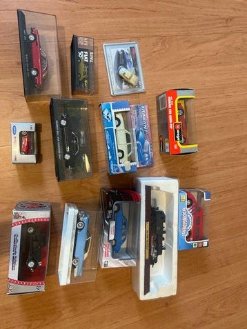 Modelauto - Peugeot 504 - Diverse modelautos - 1990