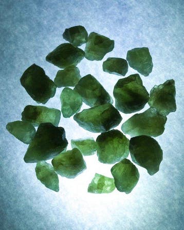 Noorse peridoot ruwe edelsteen voor snijden, 135 ct -