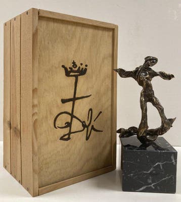 Salvador Dali (1904-1989) - Sculpture, Winged Triton - 15.5