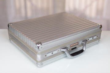 Rimowa - Attaché /// iconic 1980s aluminium briefcase -, Nieuw