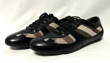 Burberry - Chaussures à lacets - Taille : EU 40 - Neuf dans