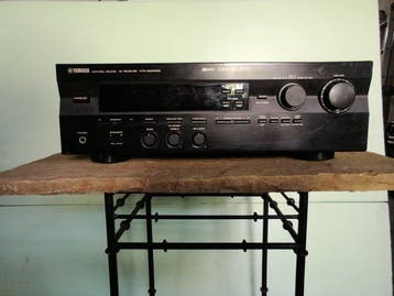 Yamaha - HTR-5230 Solid state meerkanaals receiver