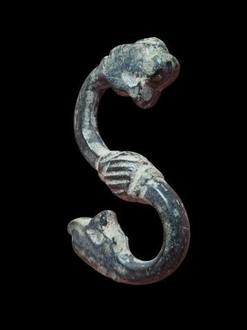 Époque Viking Amulette Fafnir en bronze, très rare, grande