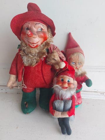 Figuur - 3 stuks vintage kabouters ,1 x knee hugger