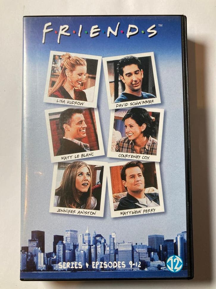 FRIENDS SERIES 4 EPISODES 9 - 12 (VHS), Cd's en Dvd's, VHS | Film, Gebruikt