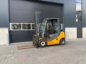 Veiling: Heftruck Jungheinrich DFG 425s Diesel 2500kg 6.0m 2, Articles professionnels, Machines & Construction | Chariots élévateurs & Transport interne