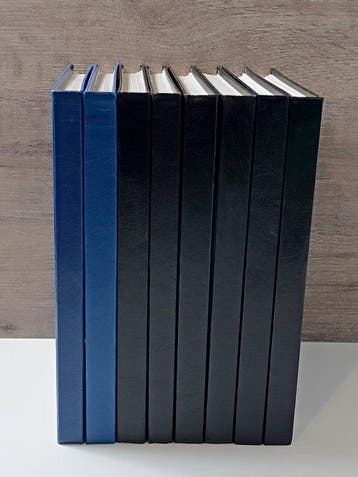 Accessoires - 8 postzegelalbums groot formaat, Gestempeld