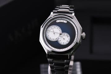 AKOR Le Locle - Smoked blue Technica24 - Automatic Regulator