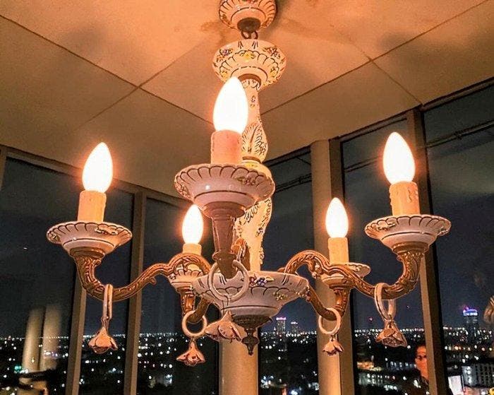 Capodimonte - Kroonluchter - Porselein Lamp met Bloemen /, Antiquités & Art, Curiosités & Brocante