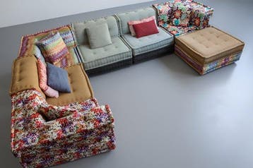 Roche Bobois - Hans Hopfer - Sofa - Stof, veren, schuim. -